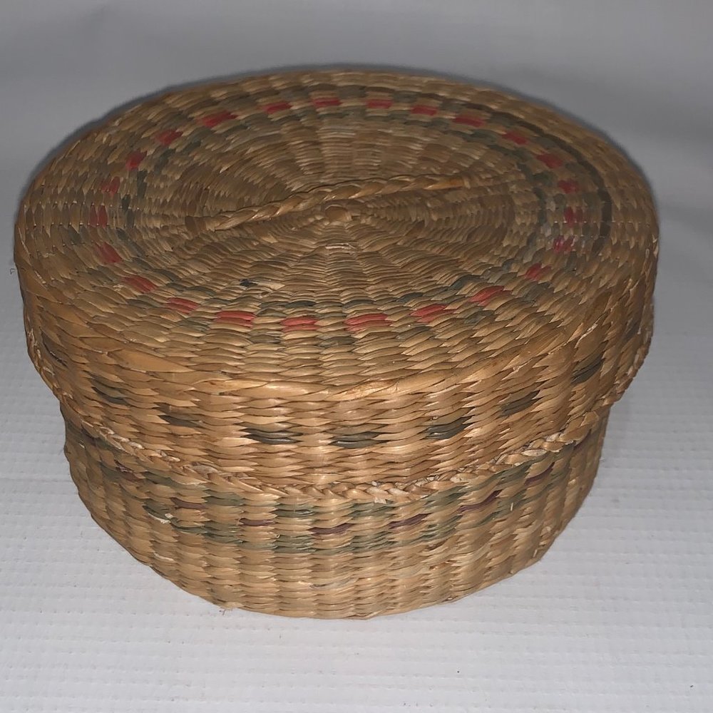 Woven Round Basket Vintage Boho 5.5" with Lid